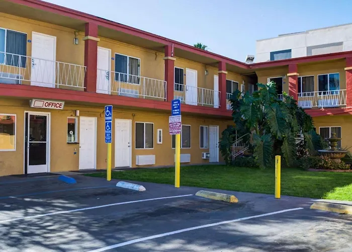 Rodeway Inn Near Venice Beach